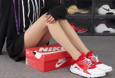 Nike Air Huarache, Nike Air, NIKE, Huarache - Nike Air Huarache 847568-116 红白 华莱士4代网面 模特上脚图