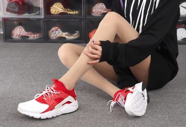 Nike Air Huarache, Nike Air, NIKE, Huarache - Nike Air Huarache 847568-116 红白 华莱士4代网面 模特上脚图