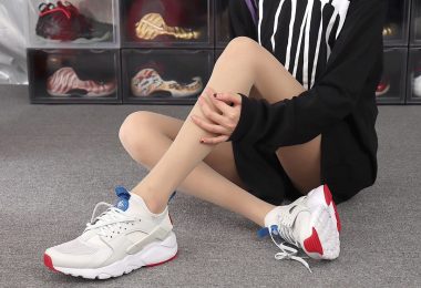 Nike Air Huarache, Nike Air, NIKE, Huarache - Nike Air Huarache 847568-060 灰蓝红 华莱士4代网面 模特上脚图