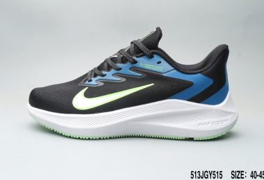 耐克Air Zoom Winflo 7跑步鞋