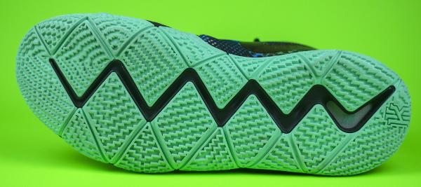 耐克Kyrie 4, 欧文四代篮球鞋, 欧文4 - 耐克Kyrie 4欧文四代是最好的“组合式”运动鞋吗？