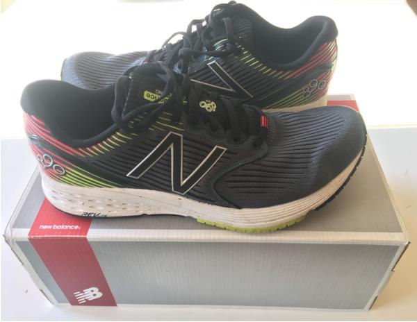 马拉松, 越野鞋, 新百伦, Revlite, New Balance系列, New Balance 890 v6, New Balance, Adidas - New Balance 890 v6：这款快速，支撑性强的跑鞋可以助您一臂之力