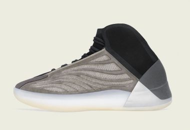 ADIDAS YEEZY QUANTIUM“ BARIUM”的官方照片