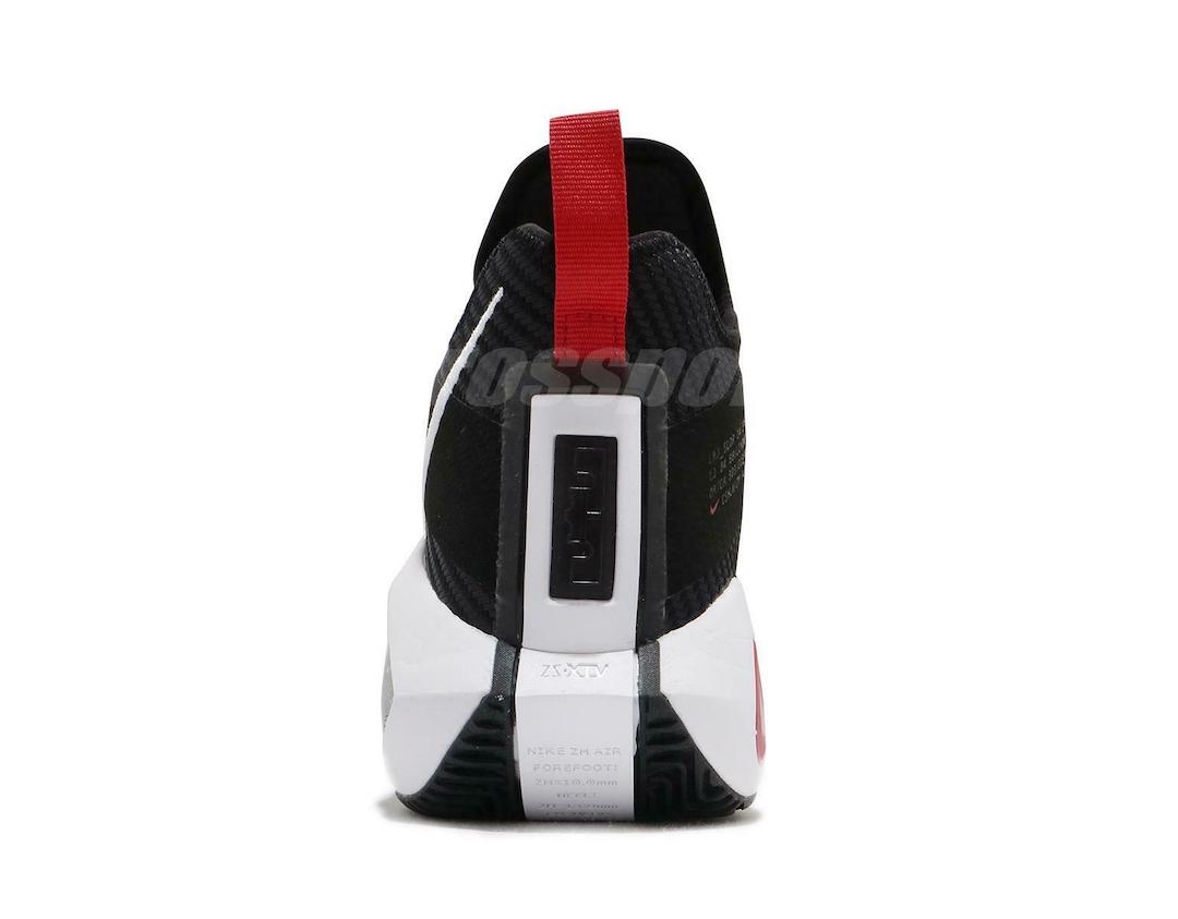 Swoosh, Nike LeBron Soldier 14 Surfaces, Black