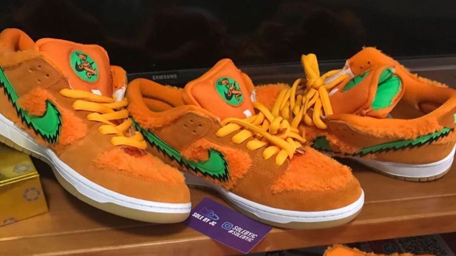 Grateful-Dead-Nike-SB-Dunk-Low-Orange-Bear-CJ5378-800-Release-Date-Pricing-3