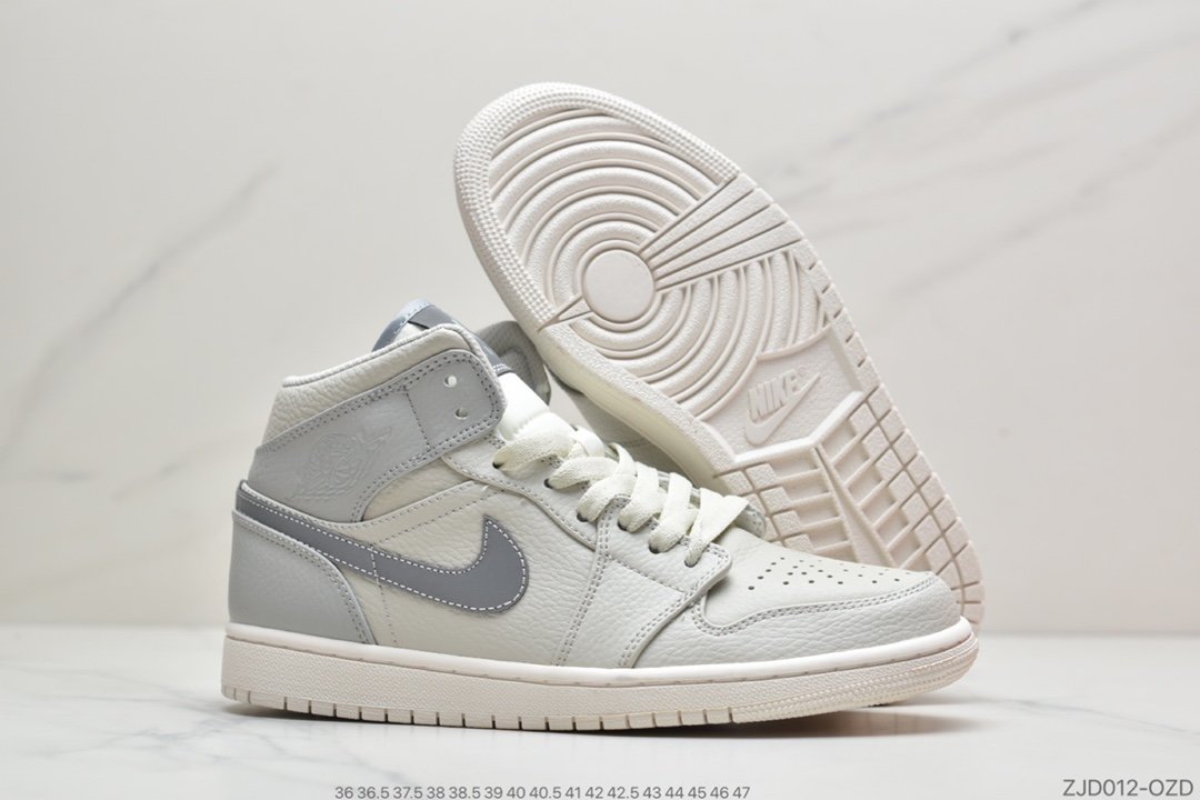 篮球鞋, Jordan, Air Jordan 1 Mid, Air Jordan 1, Air Jordan - Air Jordan 1 Mid 中帮篮球鞋精雕细琢鞋型极致飞翼3D打印改良 深度立体 四线中底拉帮皮料选材 钢印 背胶一应俱全 全新批次