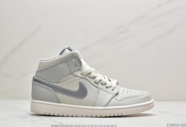 Air Jordan 1 Mid 中帮篮球鞋精雕细琢鞋型极致飞翼3D打印改良 深度立体 四线中底拉帮皮料选材 钢印 背胶一应俱全 全新批次