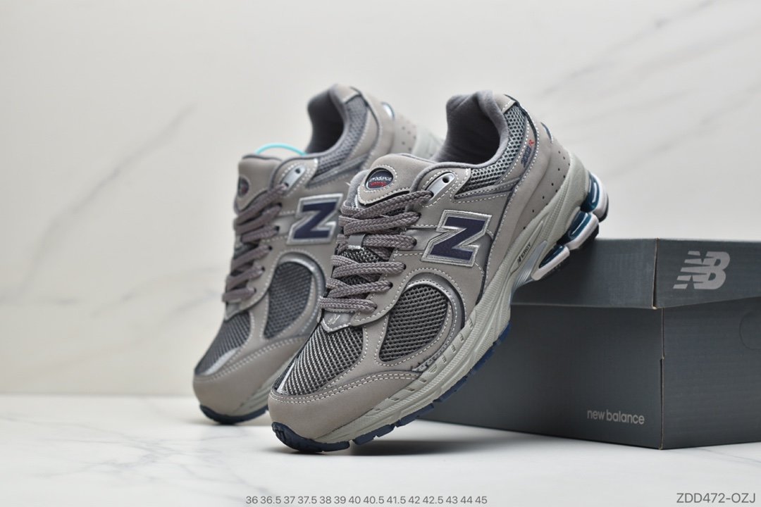 新百伦, WL2002, New Balance, 2002R - 新百伦New Balance WL2002系列 鞋底真硅胶材质必备的时髦单品之一，最新出的2002R系列，这款延续了经典科技