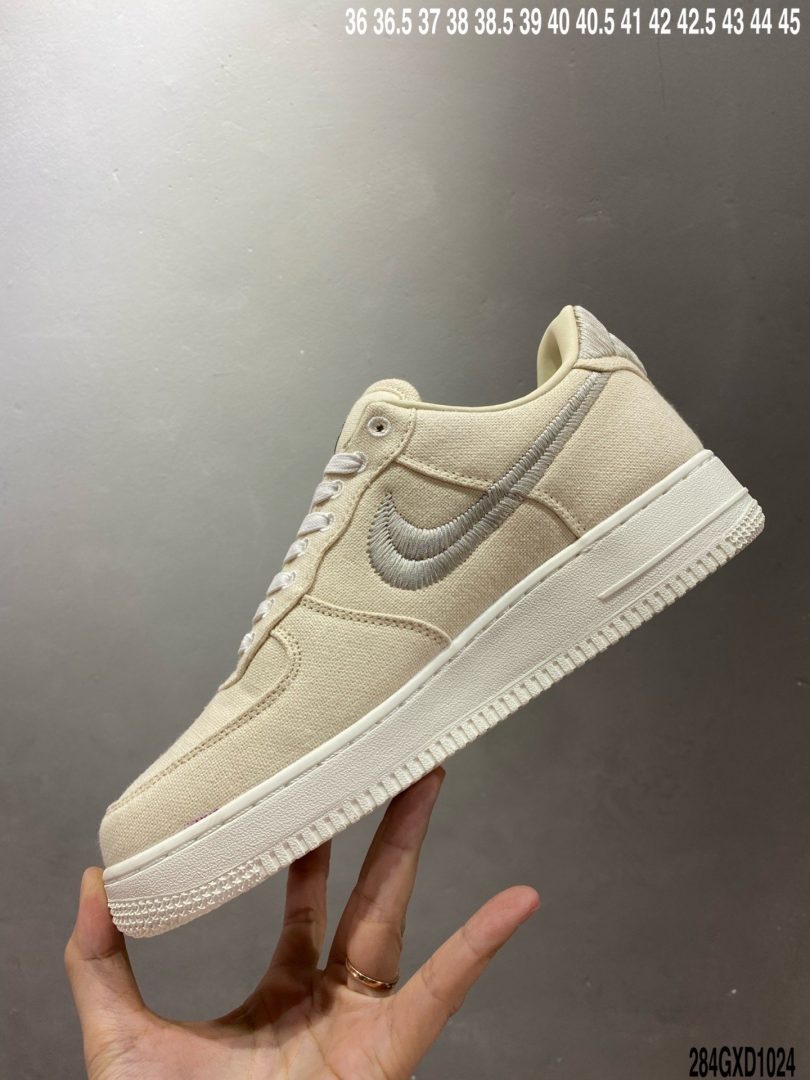 联名, Swoosh, Stussy, Nike Air Force 1, Nike Air, NIKE, FORCE 1, Air Force 1 - Nike Air Force 1 Stussy x Nike Air Force 1 “斯图西联名米白”ID：284GXD1024