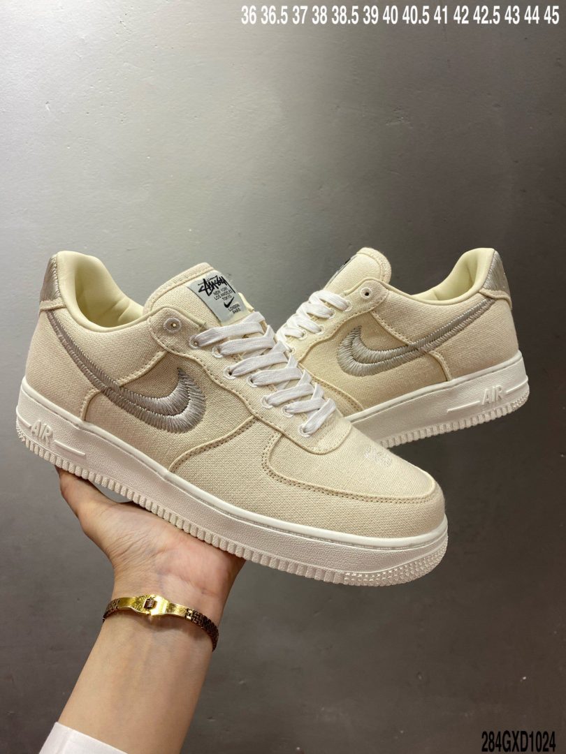 联名, Swoosh, Stussy, Nike Air Force 1, Nike Air, NIKE, FORCE 1, Air Force 1 - Nike Air Force 1 Stussy x Nike Air Force 1 “斯图西联名米白”ID：284GXD1024