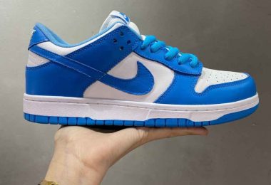 耐克Nike Dunk SB 板鞋 塑形能力强，穿着舒适柔软，同时可为脚部带来良好的支撑感