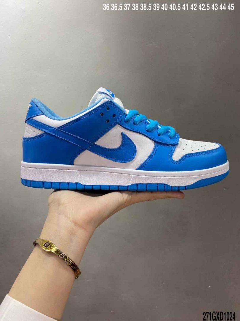 板鞋, Nike Dunk, NIKE, Dunk - 耐克Nike Dunk SB 板鞋 塑形能力强，穿着舒适柔软，同时可为脚部带来良好的支撑感