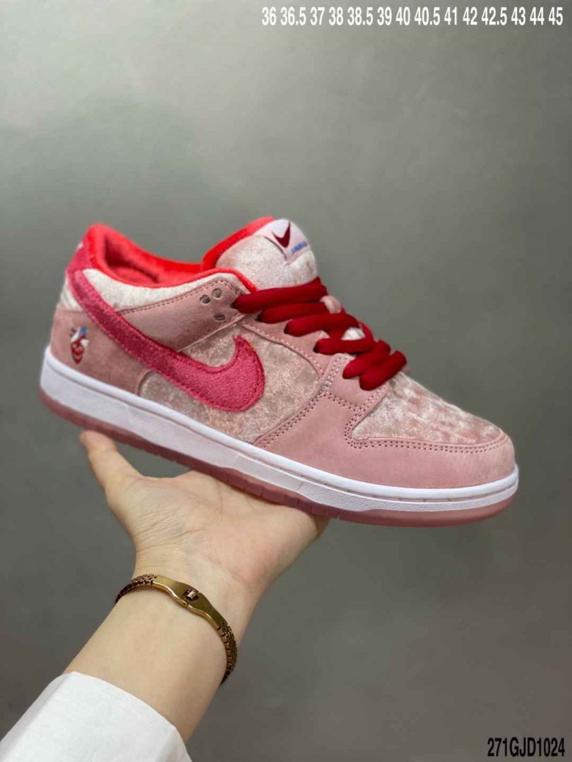 StrangeLove, SB Dunk Low, Nike SB Dunk Low, Nike SB Dunk, Nike SB, NIKE, Dunk Low, Dunk - Nike SB Dunk Low x StrangeLove 情人节 原配双鞋盒 区别市面先行尝鲜版