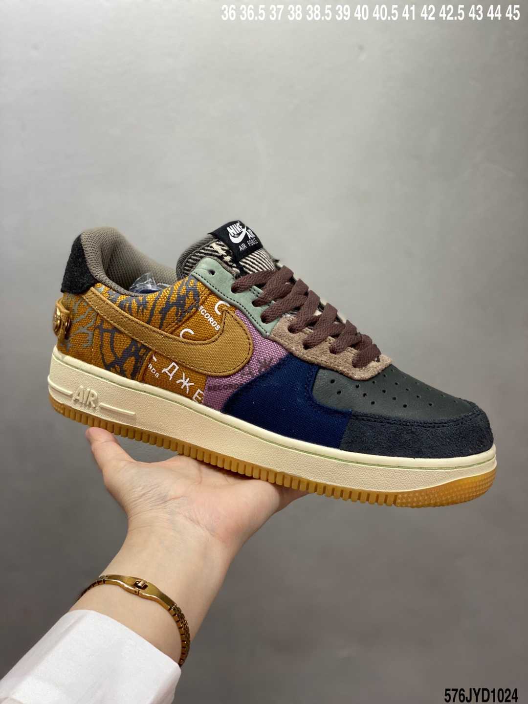 Travis Scott x Air Force 1 TS超限量联名 终端性价比版本 提前原鞋高价购入 拆解分析开发