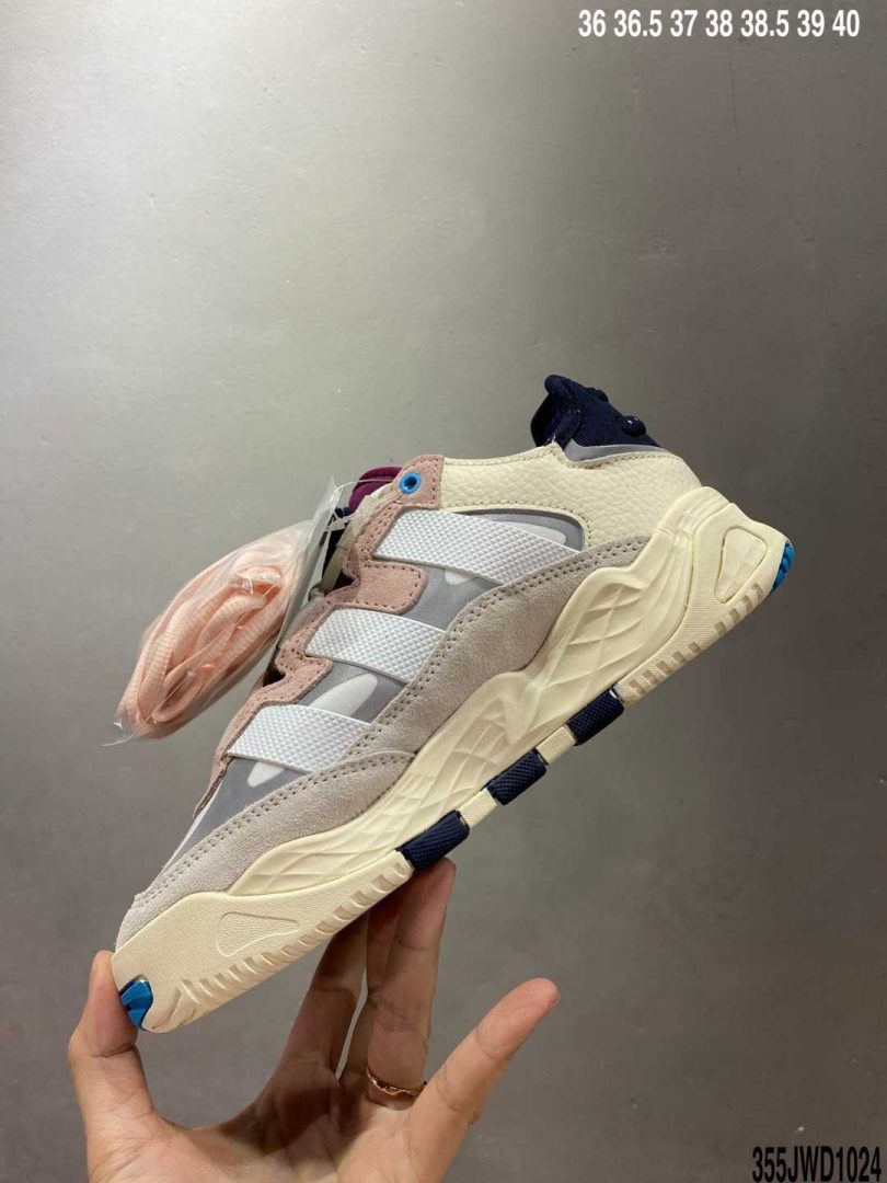 篮球鞋, Originals, Niteball, adidas Originals, Adidas - adidas Originals Niteball 与去年横空出世的复古性能篮球鞋adidas Originals Streetball 如出一辙全新的鞋款
