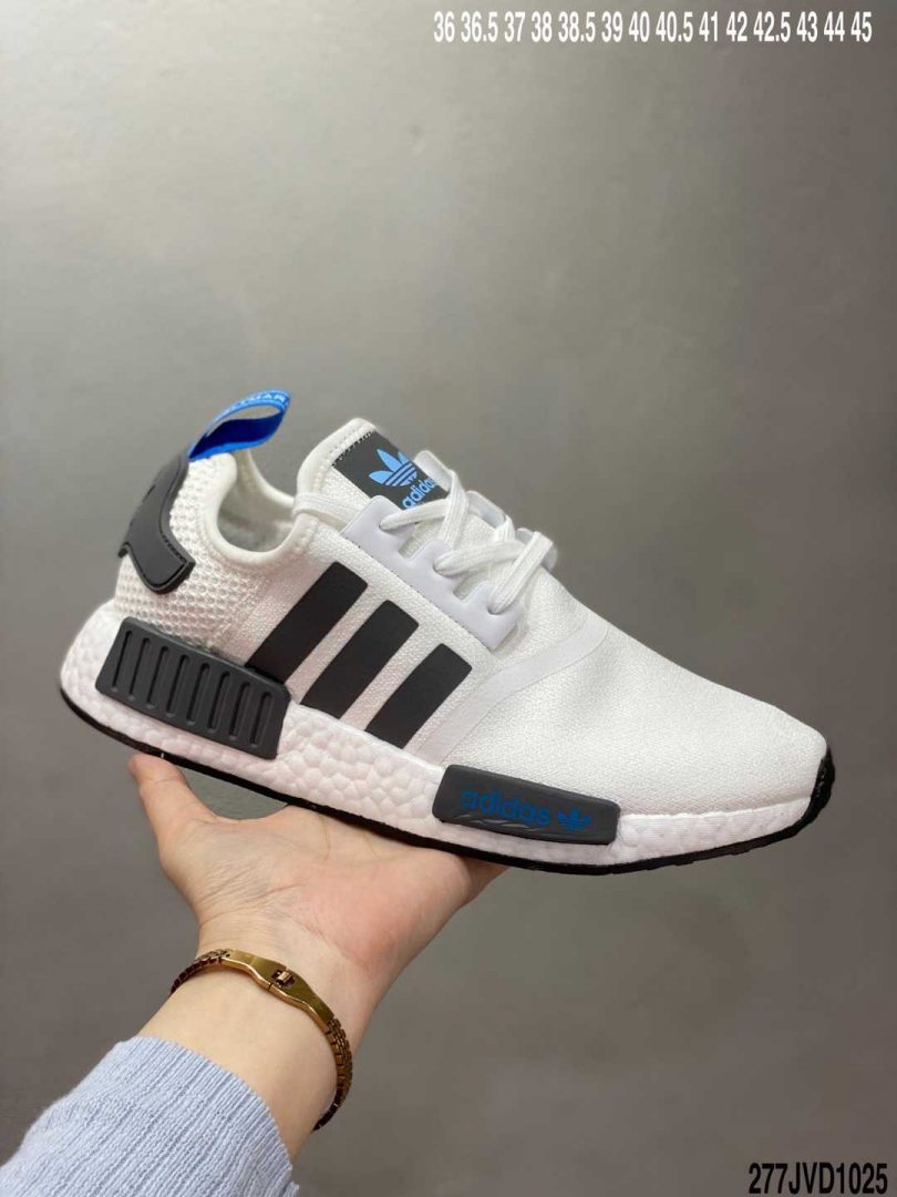 NMD_R1, Boost, adidas NMD, Adidas - 阿迪达斯Adidas NMD_R1，经典系列 弹力针织鞋面 原装高弹BOOST颗粒大底 缓震性能卓越