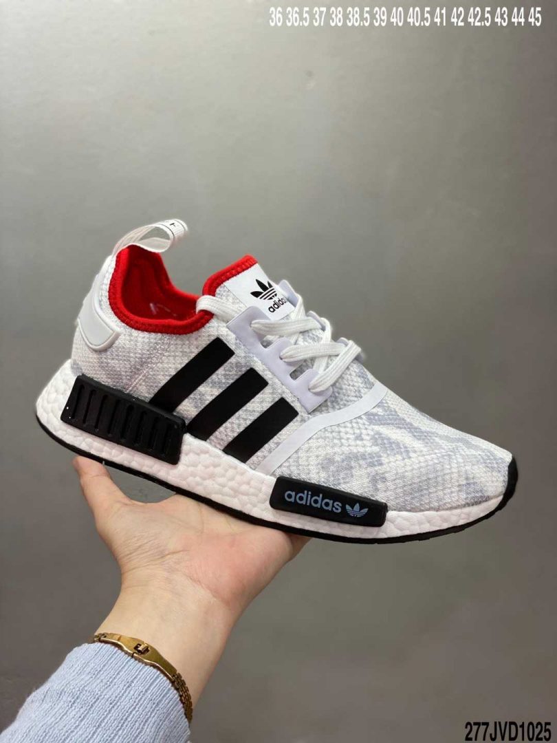 NMD_R1, Boost, adidas NMD, Adidas - 阿迪达斯Adidas NMD_R1，经典系列 弹力针织鞋面 原装高弹BOOST颗粒大底 缓震性能卓越