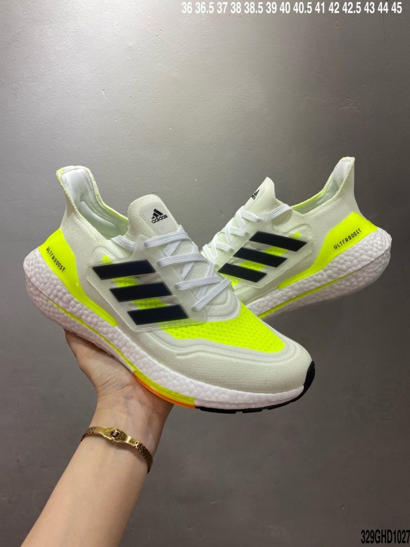 联名, Ultra Boost, Primeknit, Boost - 公司级 didas Ultra Boost ub 2020 · 新款特别联名 以编织纱网代替 TPU 材质