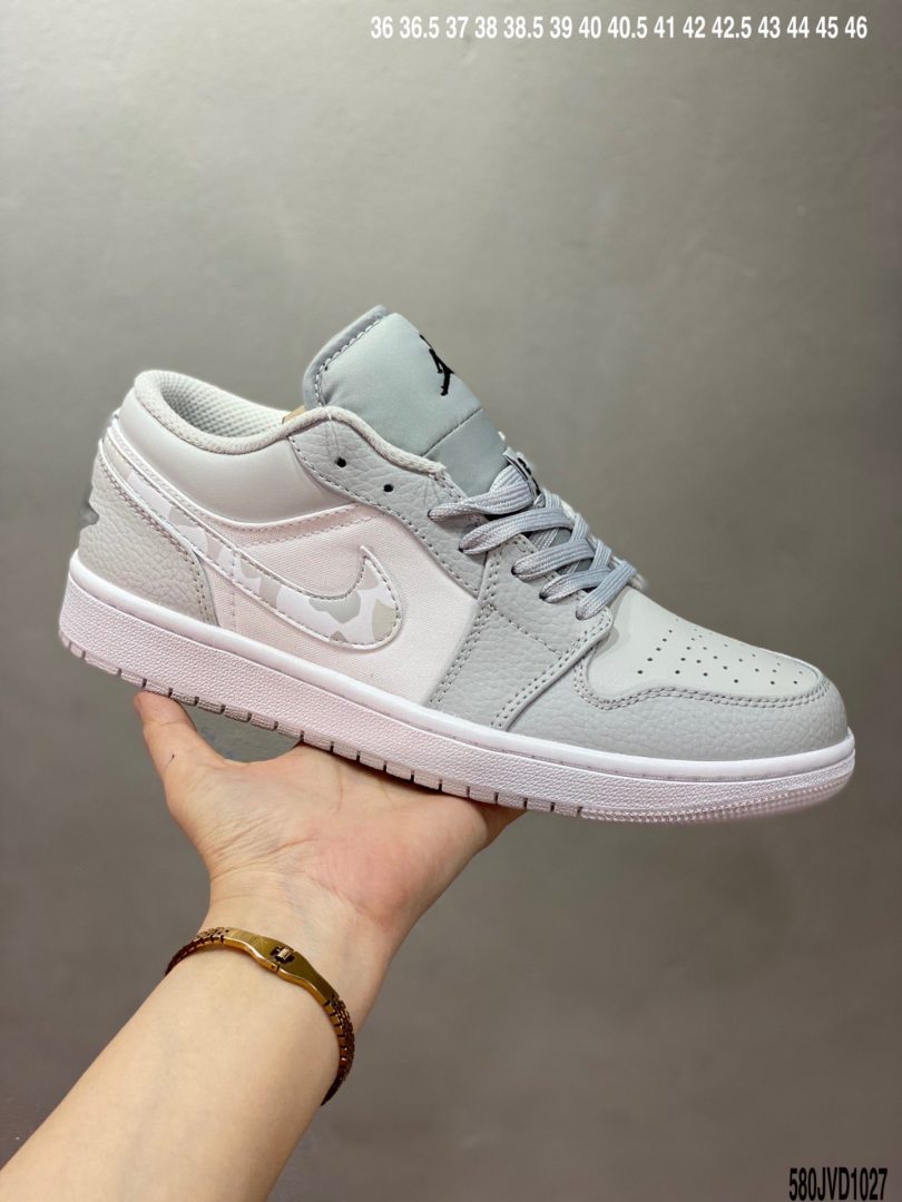 板鞋, 休闲板鞋, Jordan, Aj1, Air Jordan 1 Low, Air Jordan 1, Air Jordan - Air Jordan 1 Low 白灰 AJ1乔1低帮休闲板鞋ID：580JVD1027