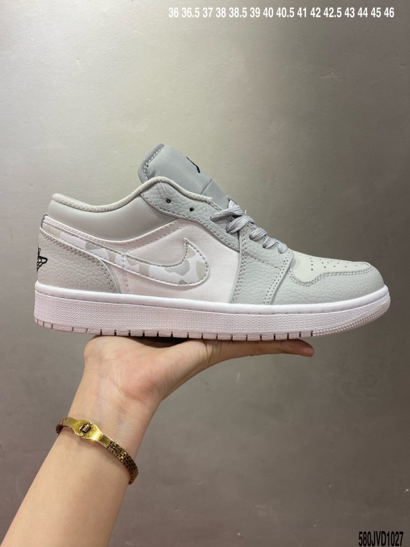 板鞋, 休闲板鞋, Jordan, Aj1, Air Jordan 1 Low, Air Jordan 1, Air Jordan - Air Jordan 1 Low 白灰 AJ1乔1低帮休闲板鞋ID：580JVD1027