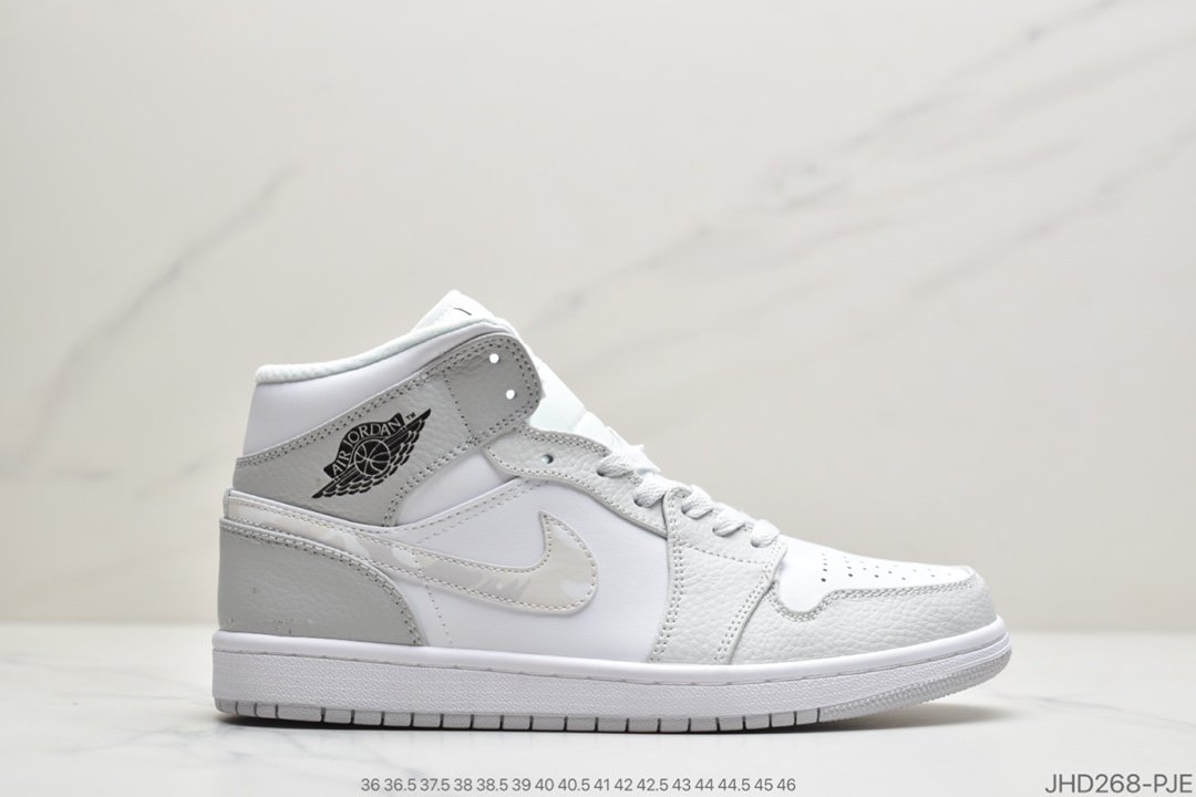 Air Jordan 1 MID “White Camo”迷雾灰 中帮白色帆布鞋面搭配灰色皮革框架