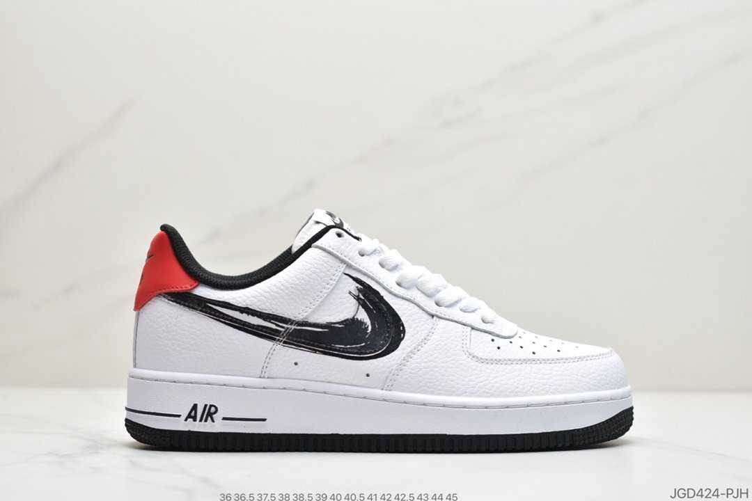 耐克Air Force 1 Low “Brushstroke Swoosh”white 白色 毛笔刷涂鸦空军一号艺术家作品之一的齐白石作为灵感