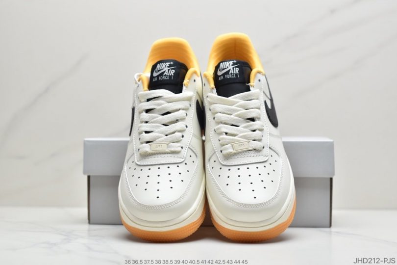 运动板鞋, 空军一号, 板鞋, Nike Air Force 1, Nike Air, NIKE, FORCE 1, Air Force 1 - 耐克NIKE AIR FORCE 1 07空军一号低帮百搭休闲运动板鞋柔软、弹性十足的缓震性能和出色的中底设计