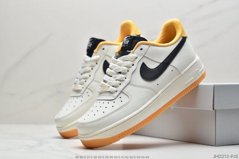 运动板鞋, 空军一号, 板鞋, Nike Air Force 1, Nike Air, NIKE, FORCE 1, Air Force 1 - 耐克NIKE AIR FORCE 1 07空军一号低帮百搭休闲运动板鞋柔软、弹性十足的缓震性能和出色的中底设计