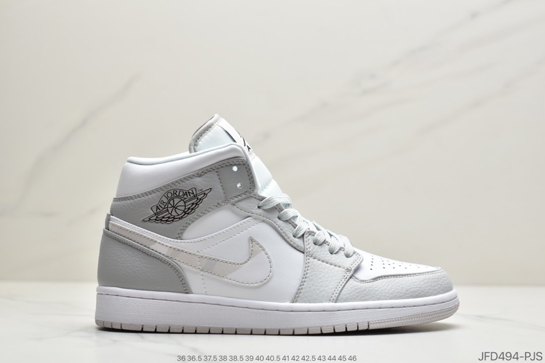 浅灰色 Air Jordan 1 Low “White Camo”迷雾中帮篮球鞋