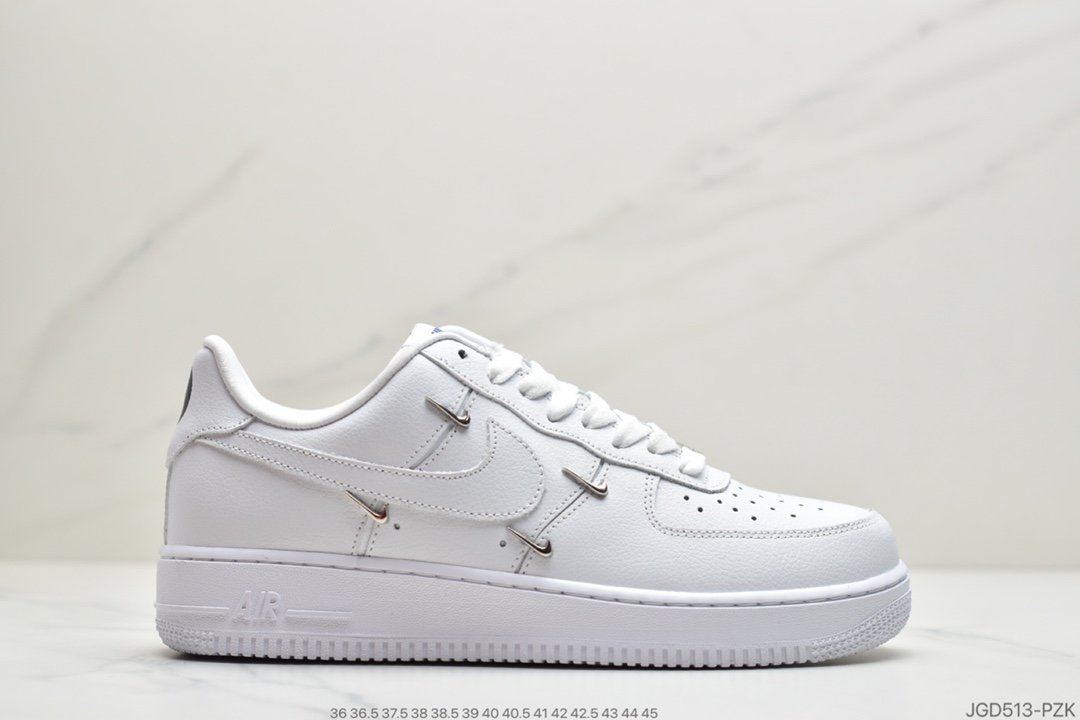 耐克Nike Wmns Air Force 1′ 07 LX”Chrome Swooshes White”空军一号经典低帮百搭休闲运动板鞋