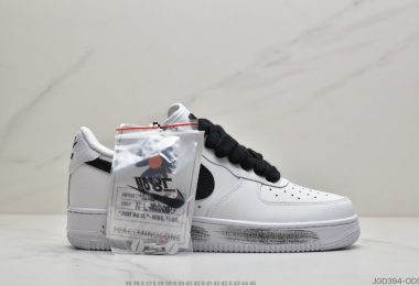 PEACEMINUSONE x NIKE联名AIR FORCE 1″PARA-NOISE 2.0″ 2020年版 权志龙白奶油空军一号低帮板鞋