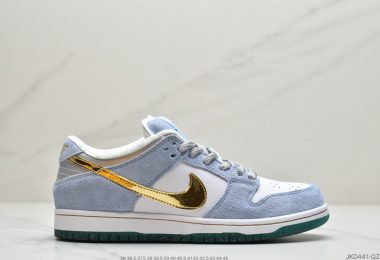 耐克Sean Cliver x Nike SB Dunk Low “Holiday Special” 冰雪奇缘 蓝色情人节滑板鞋