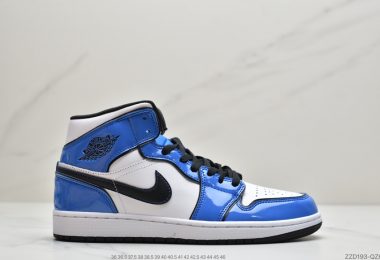 乔丹Air Jordan 1 Mid “Signal Blue” 二次元描边 白蓝小闪电 AJ1 乔1 中帮百搭休闲运动板鞋