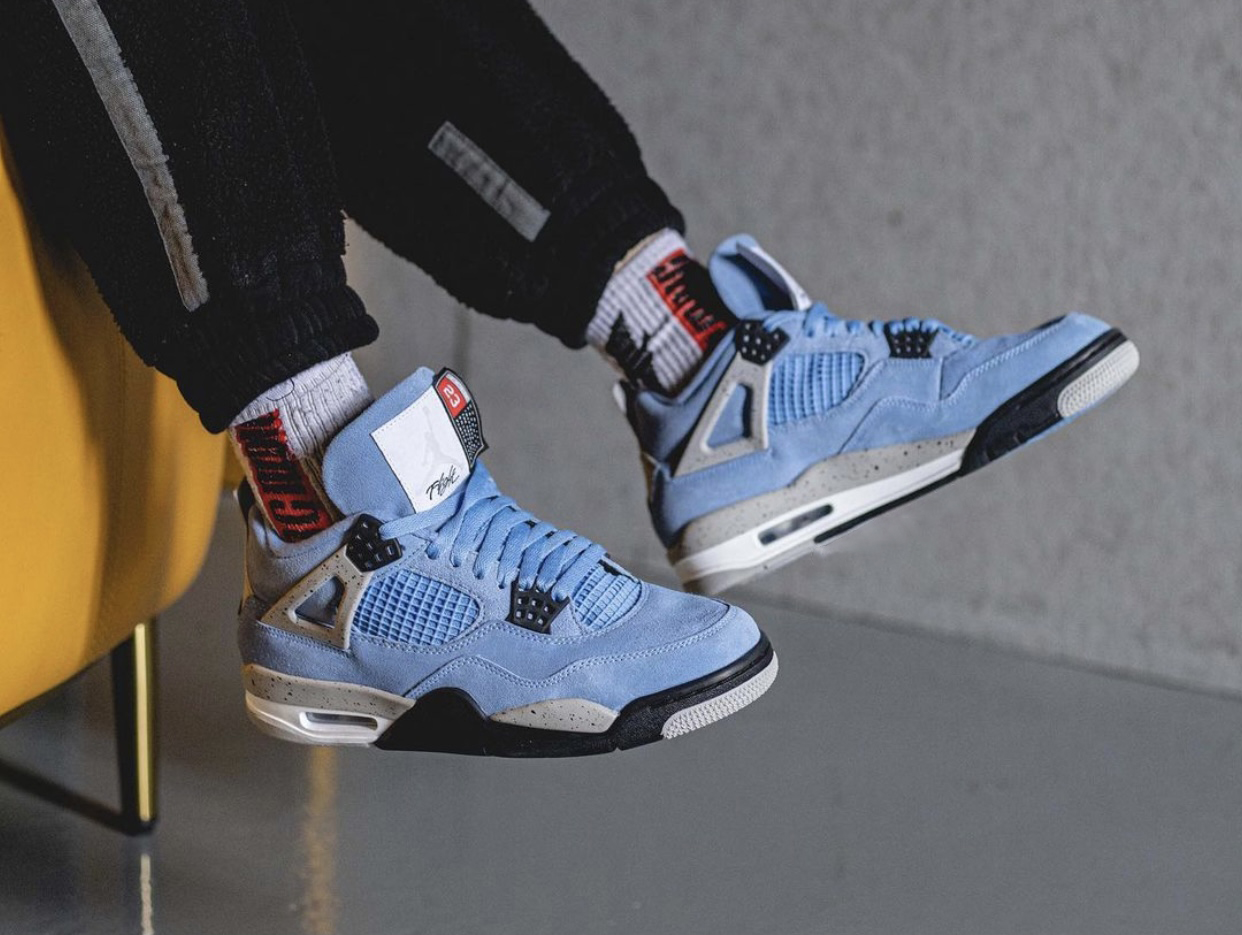 Air-Jordan-4-University-Blue-CT8527-400-Release-Date-On-Feet-2-1