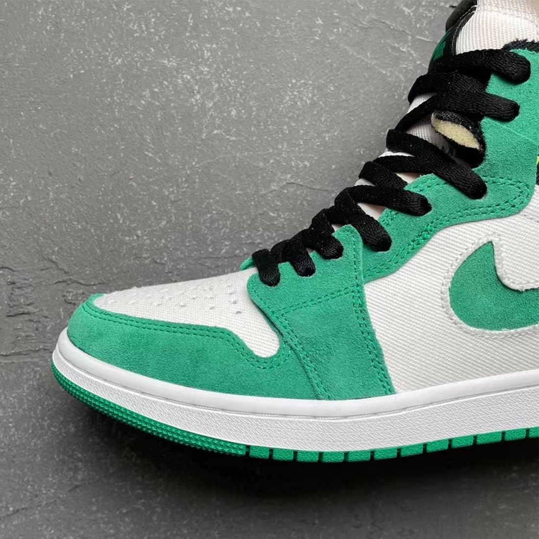 Air-Jordan-1-Zoom-Comfort-Stadium-Green-CT0978-300-Release-Date-5