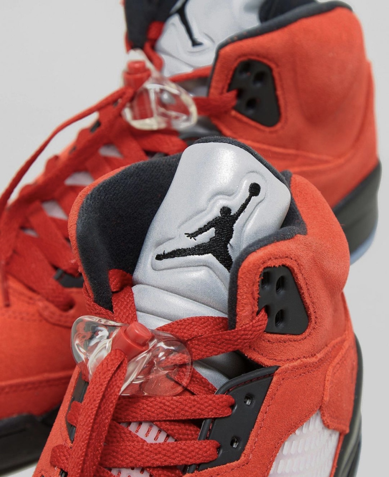 Air-Jordan-5-Raging-Bull-Varsity-Red-DD0587-600-Release-Date-2