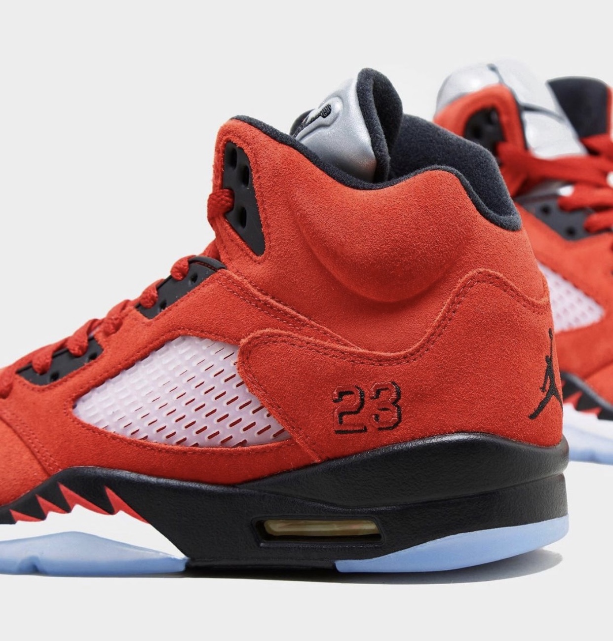 Air-Jordan-5-Raging-Bull-Varsity-Red-DD0587-600-Release-Date-3