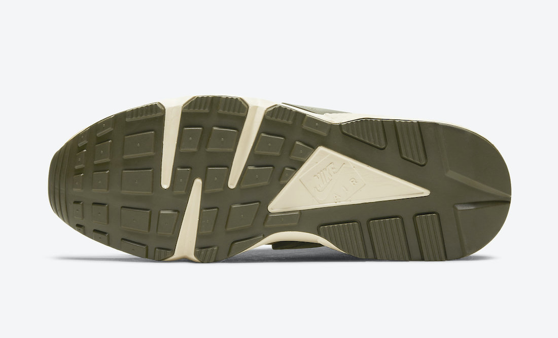 Stussy-Nike-Air-Huarache-Desert-Oak-DD1381-200-Release-Date-Price-1