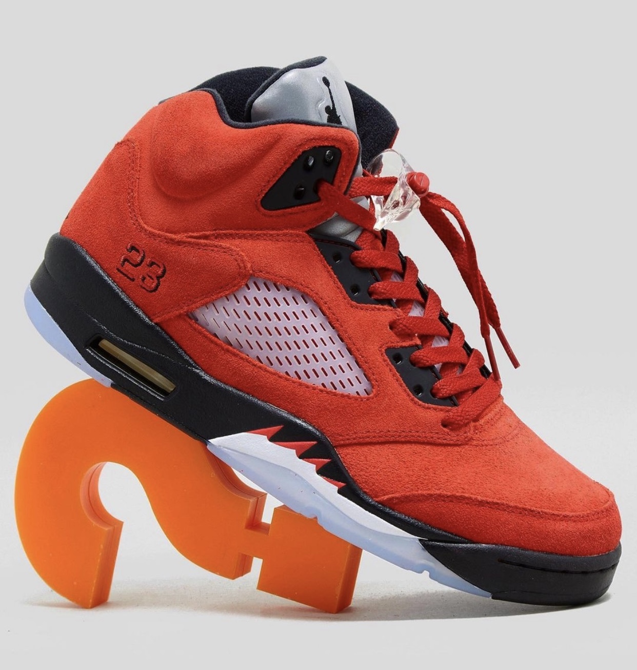 Air-Jordan-5-Raging-Bull-Varsity-Red-DD0587-600-Release-Date-1