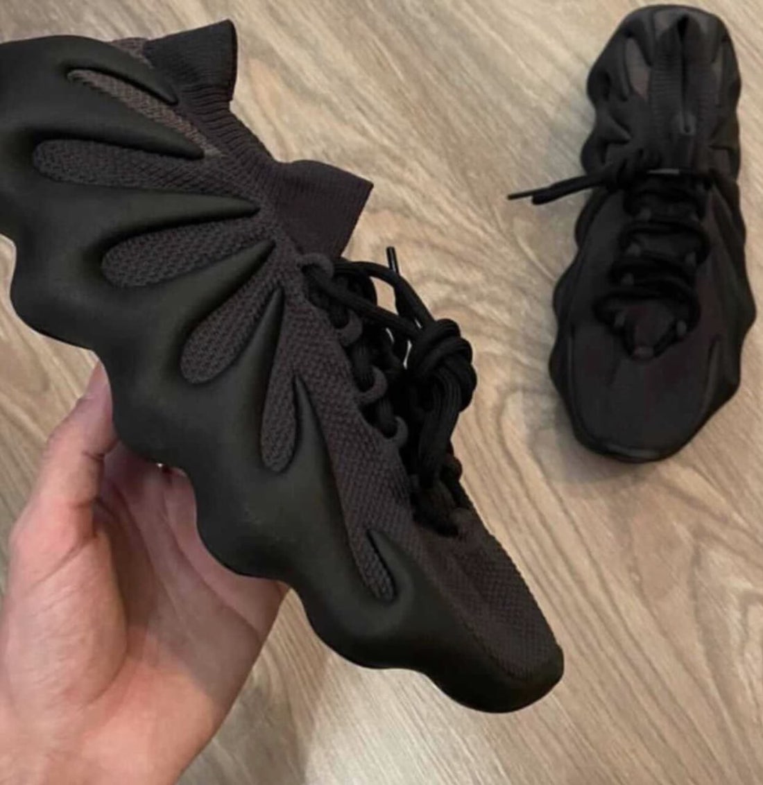 抢先看阿迪达斯adidas Yeezy 450“ Dark Slate”