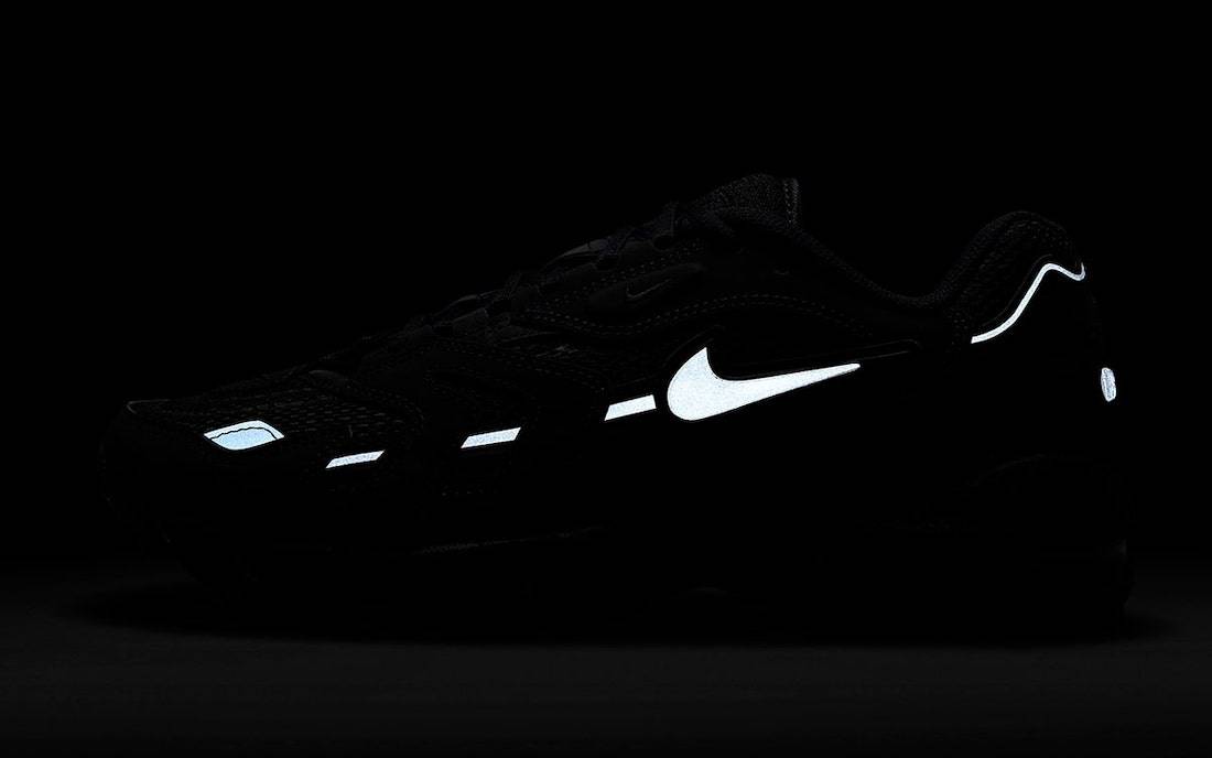 Nike Air Max 96 II “Triple Black” 即将发售