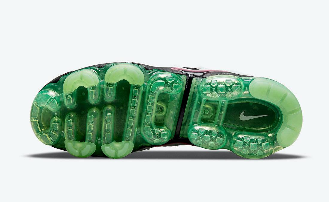 Nike-Air-VaporMax-Plus-DM8121-001-Release-Date-1