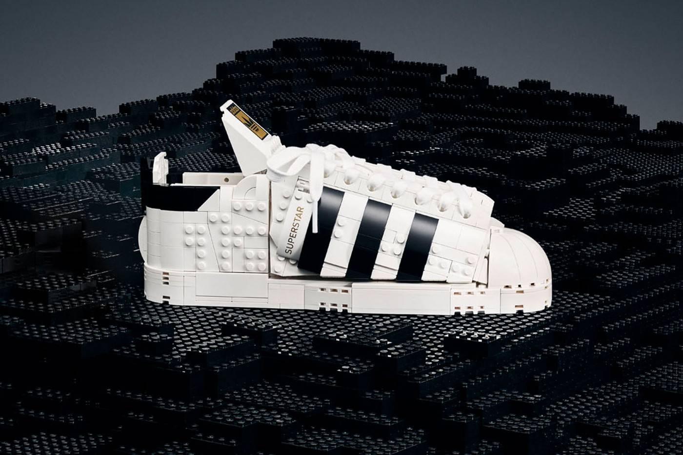 adidas-originals-lego-superstar-sneakers-collaboration-6