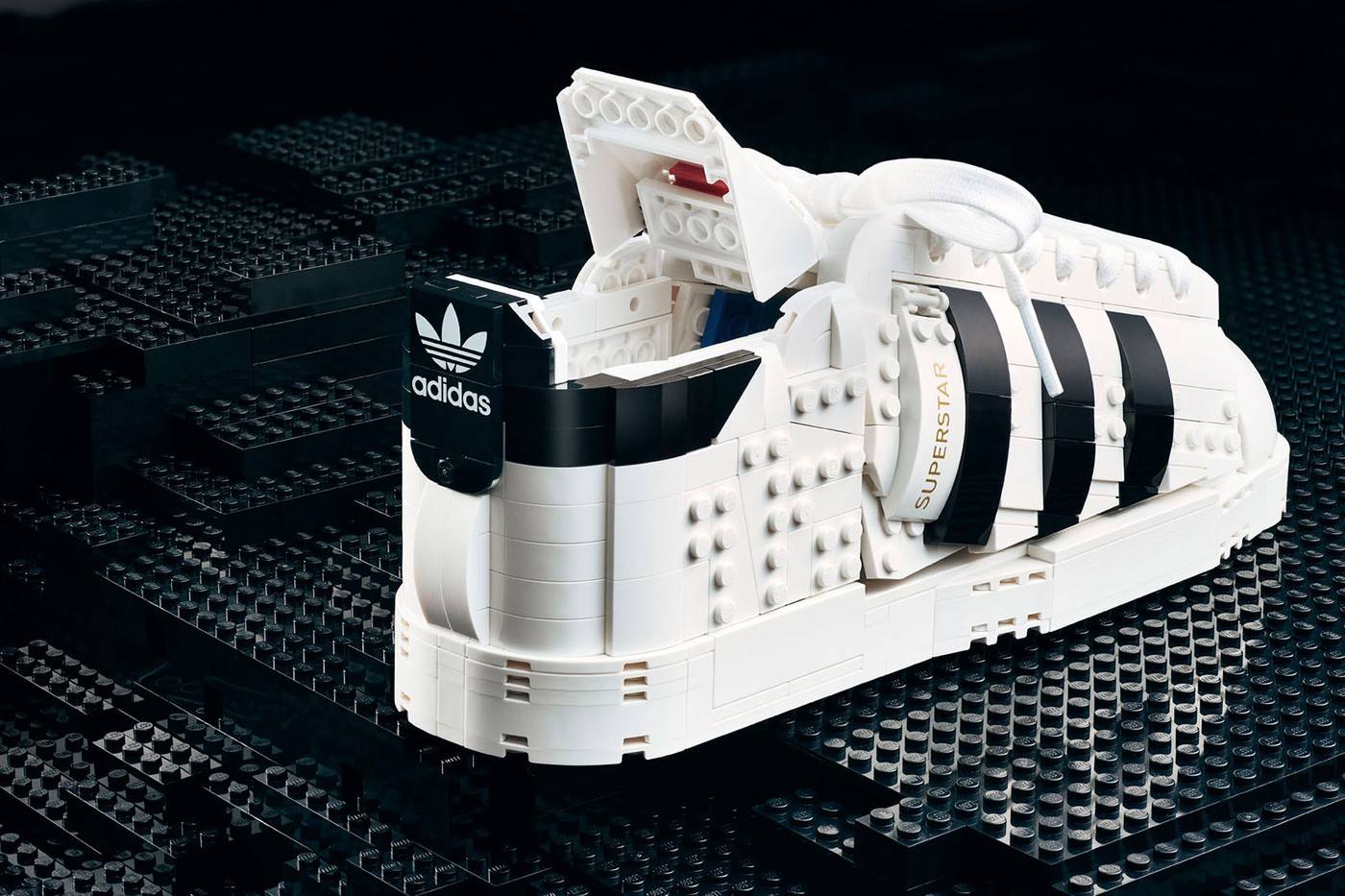 adidas-originals-lego-superstar-sneakers-collaboration-8