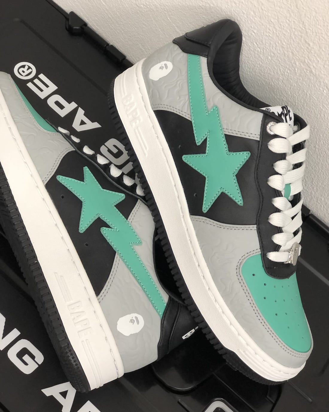 A Bathing Ape Bapesta 2021 年 10 月发布日期