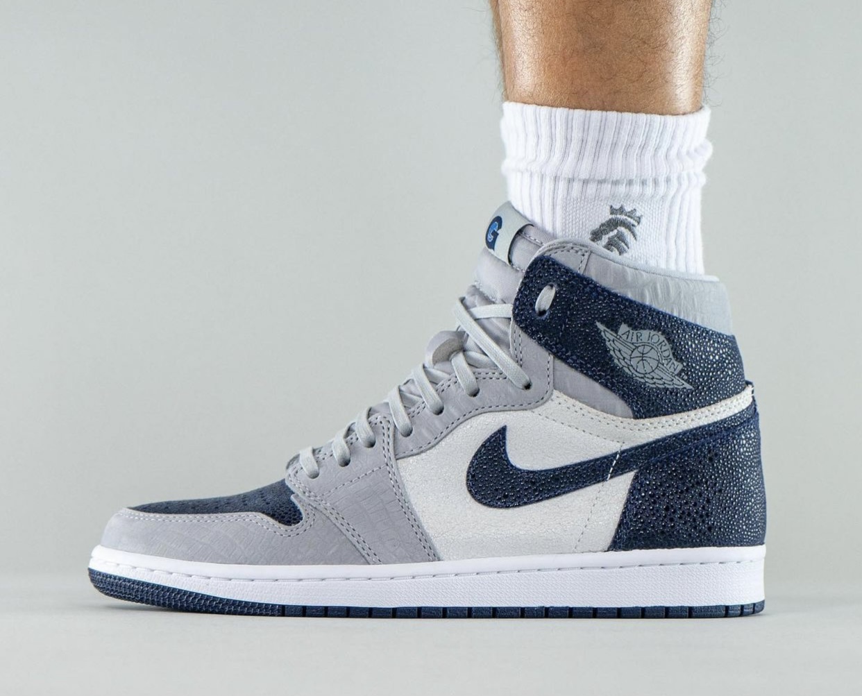 Air Jordan 1 Georgetown Hoyas PE 上脚