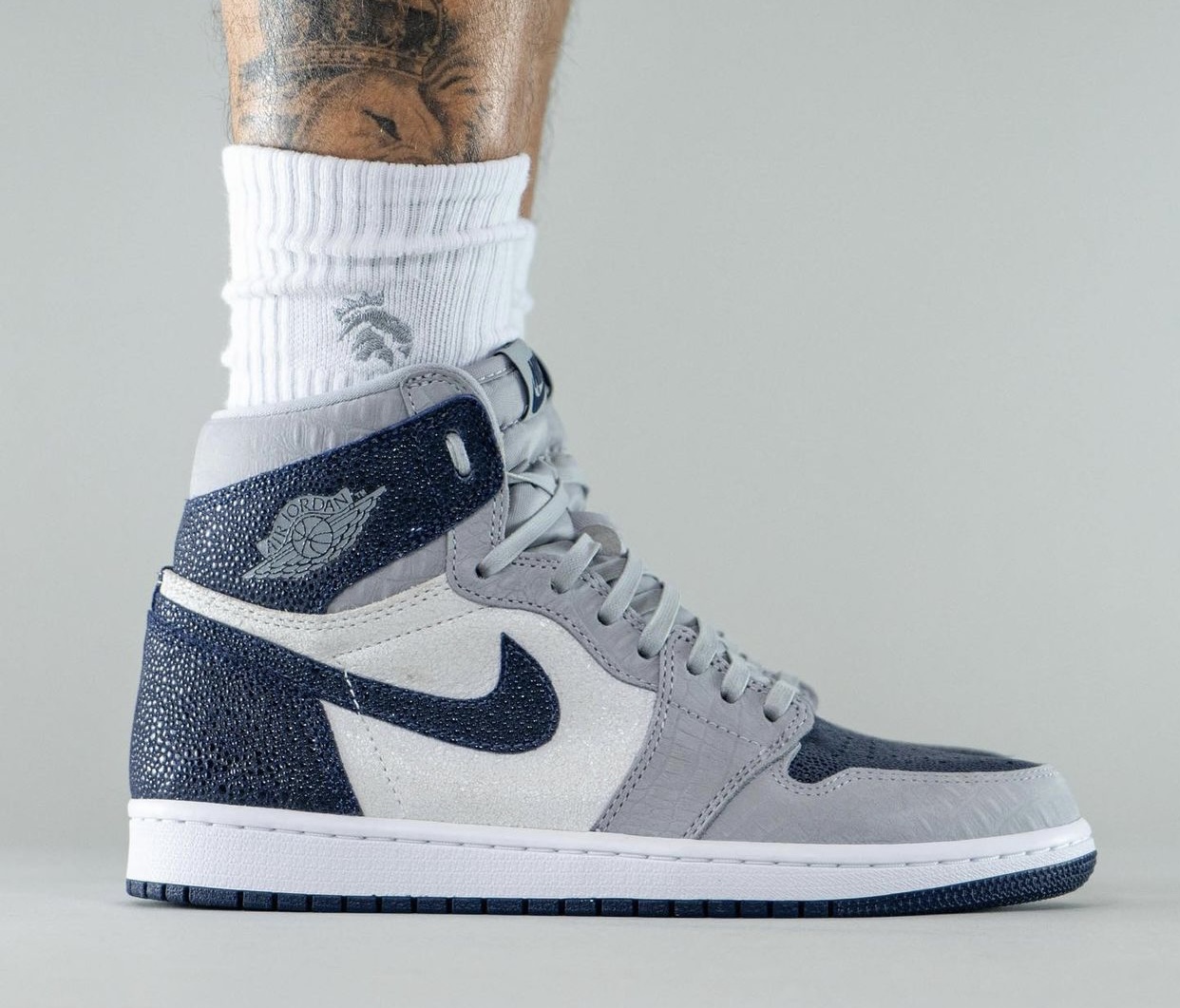 Air Jordan 1 Georgetown Hoyas PE 上脚