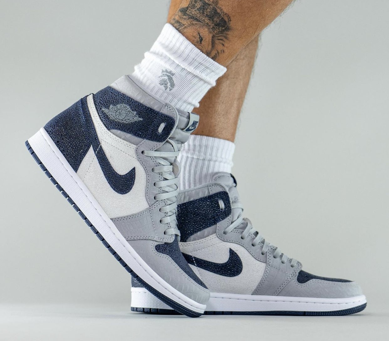 Air Jordan 1 Georgetown Hoyas PE 上脚