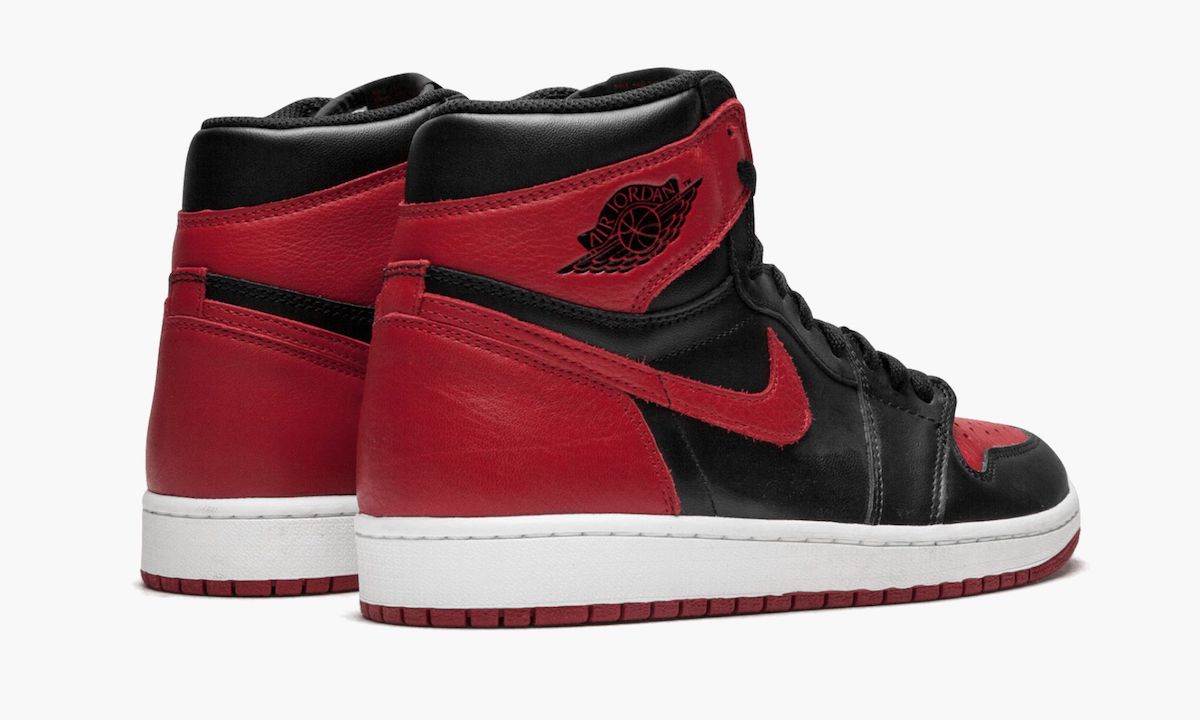 Air Jordan 1 High OG Bred 被禁
