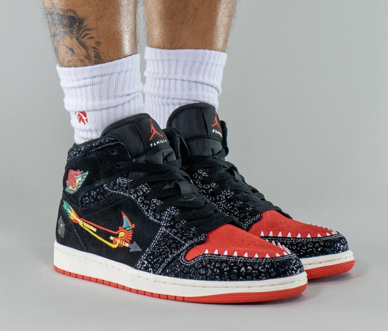 Air Jordan 1 Mid Siempre Familia 2021 DN4904-001 发售日期